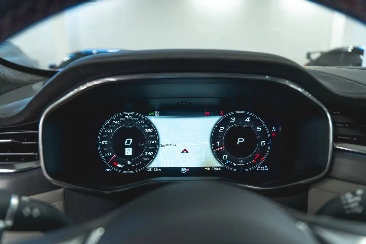 Jaguar F-Pace - Image 5