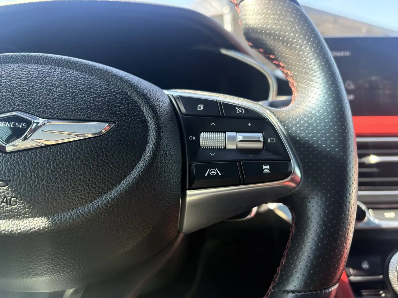 Genesis G70 - Image 19