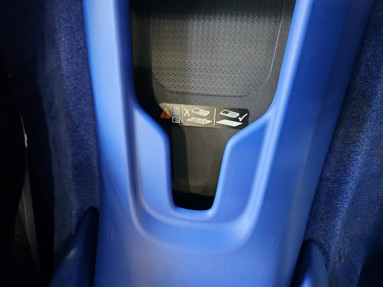 Chevrolet Corvette - Image 21