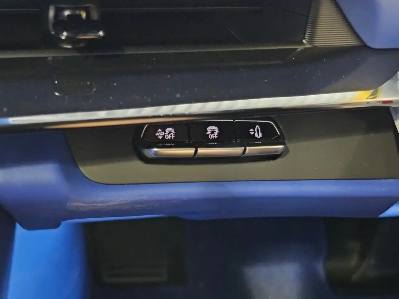 Chevrolet Corvette - Image 35