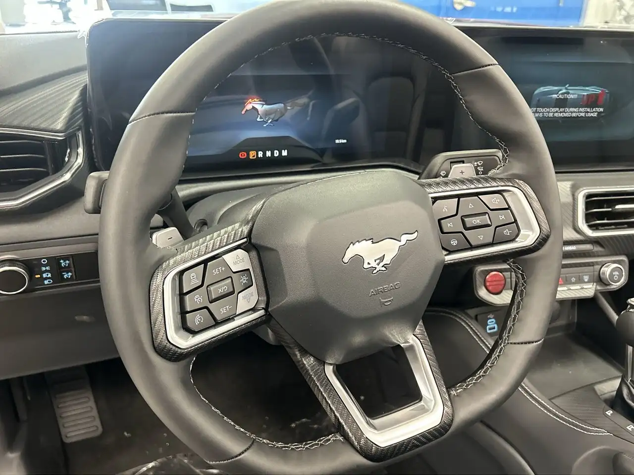 Ford Mustang - Image 22