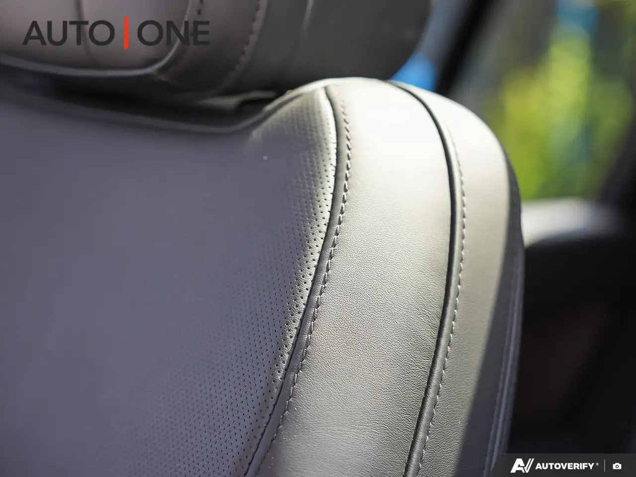 Land Rover Range Rover - Image 18
