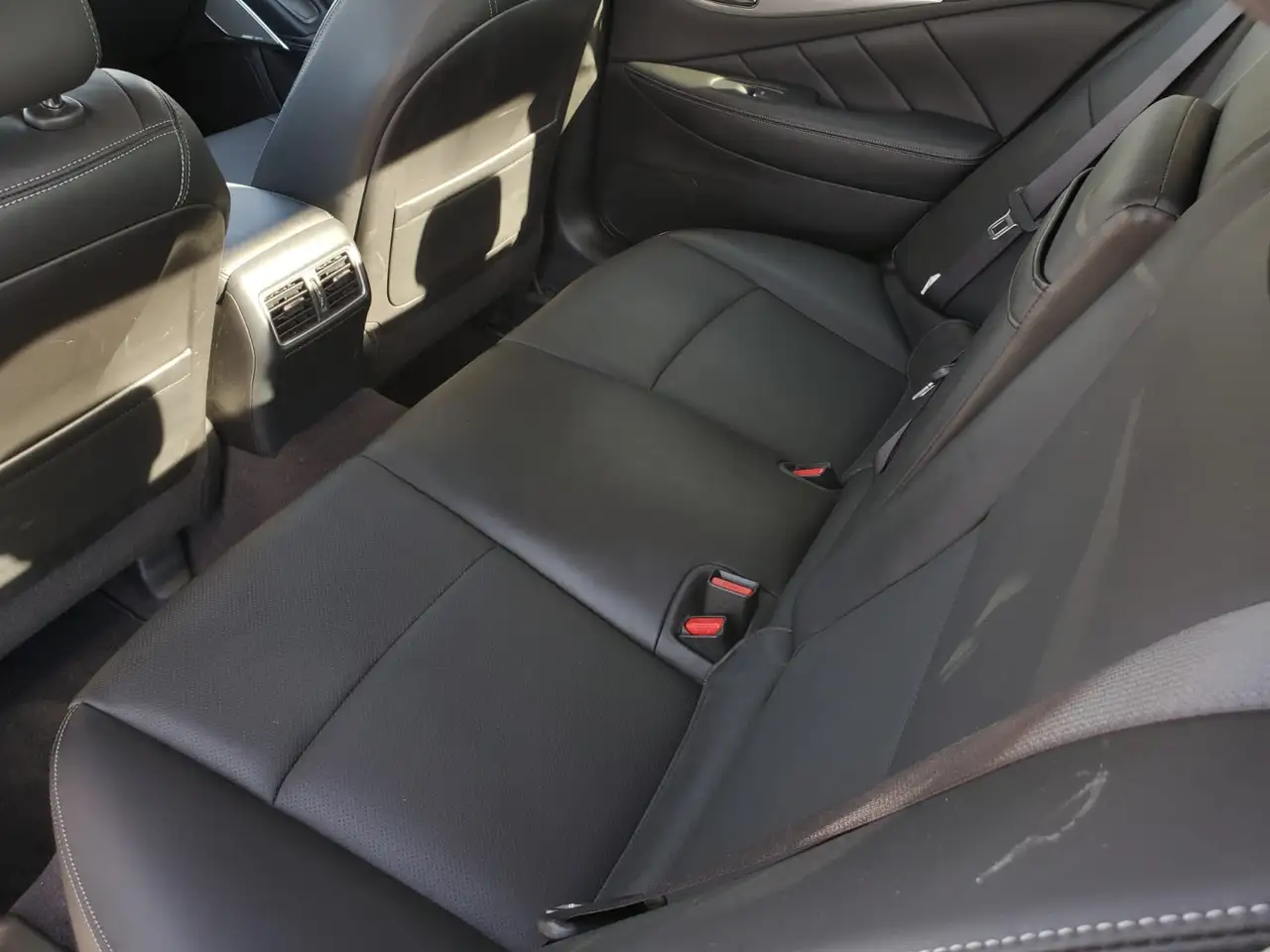 Infiniti Q50 - Image 24
