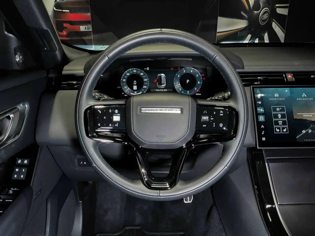 Land Rover Range Rover Velar - Image 12