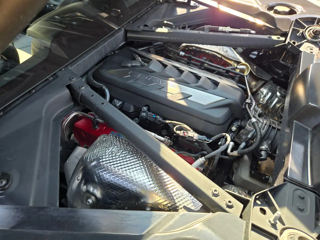Chevrolet Corvette - Image 21
