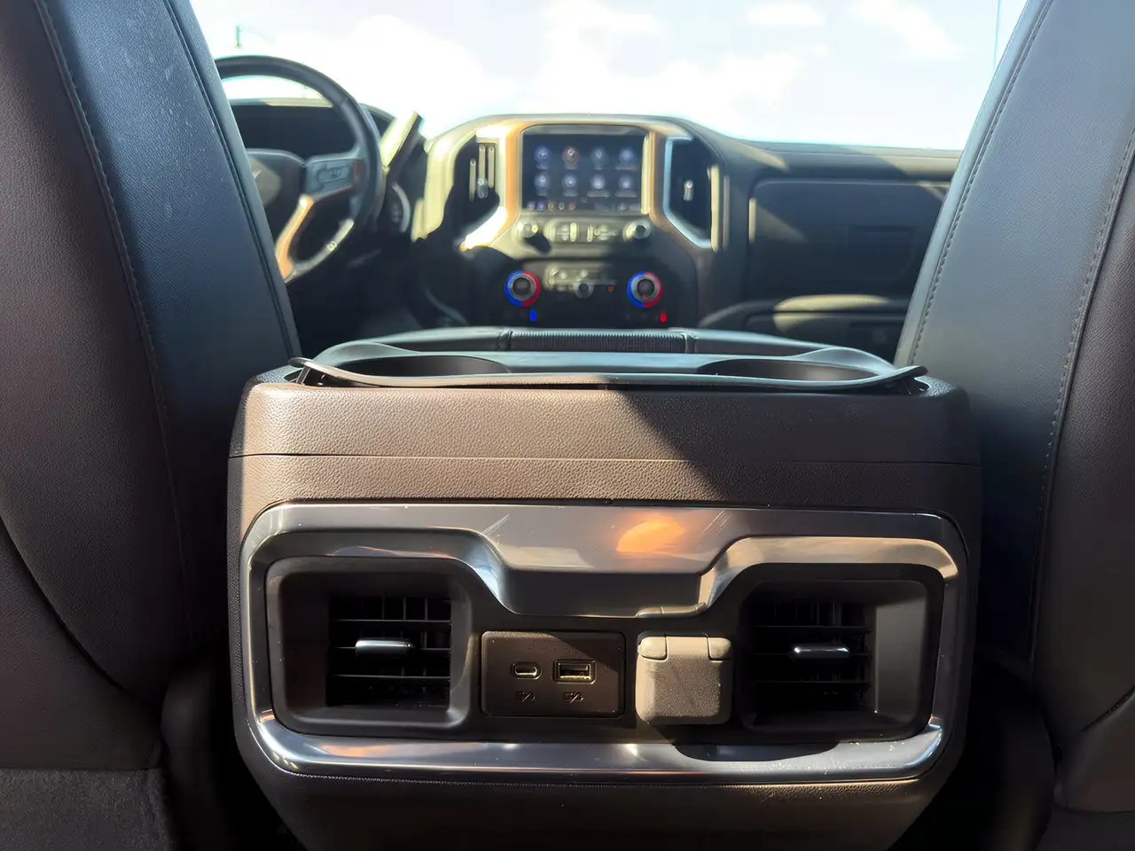 Chevrolet Silverado 1500 - Image 35