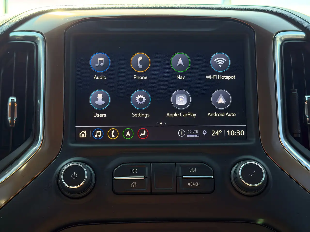 Chevrolet Silverado 1500 - Image 28