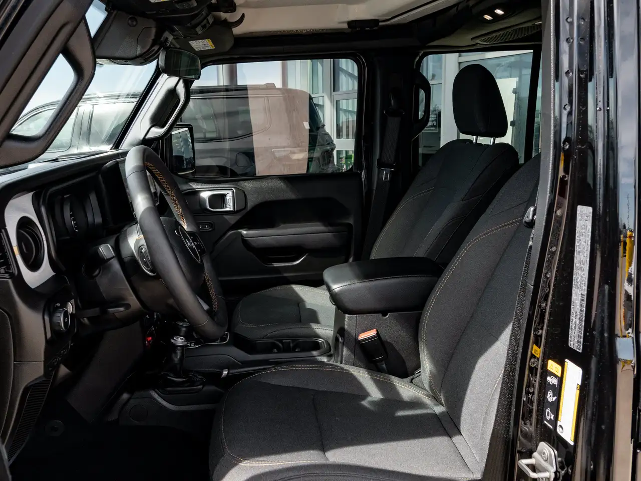 Jeep Wrangler - Image 20