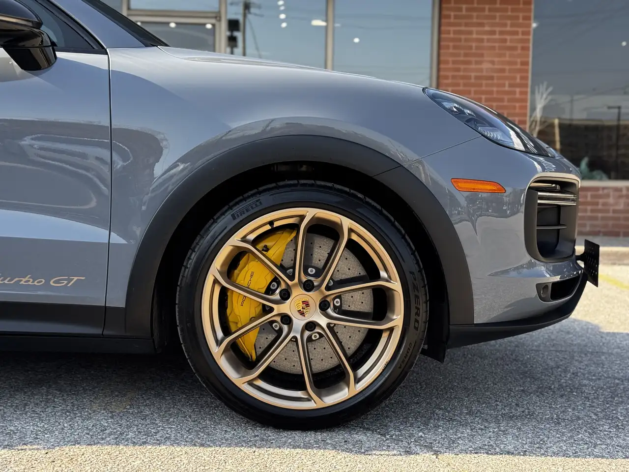 Porsche Cayenne - Image 34