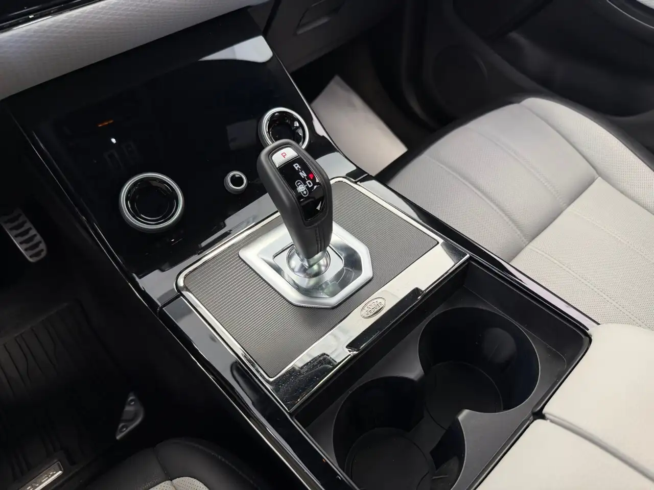 Land Rover Range Rover Evoque - Image 16
