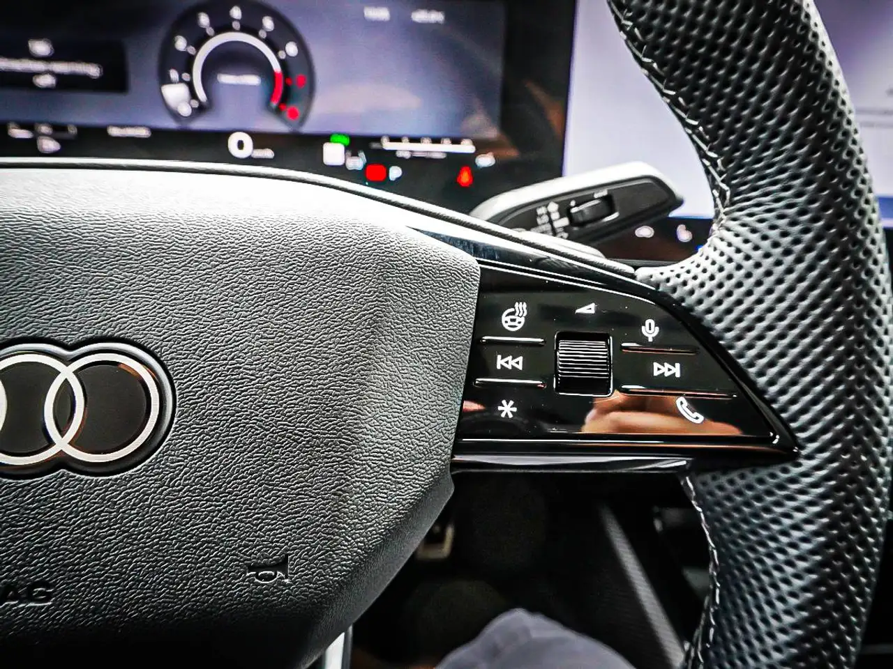Audi S5 - Image 22
