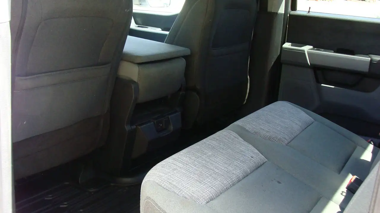 Ford F-150 - Image 10