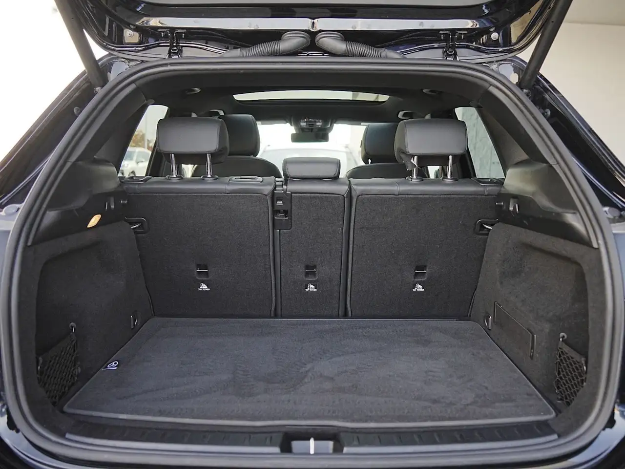 Mercedes-Benz GLA - Image 36