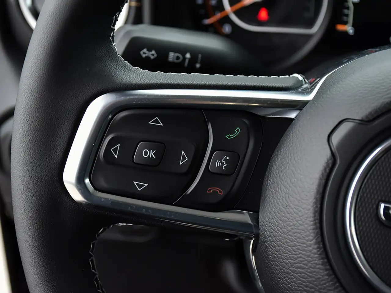 Jeep Wrangler - Image 14