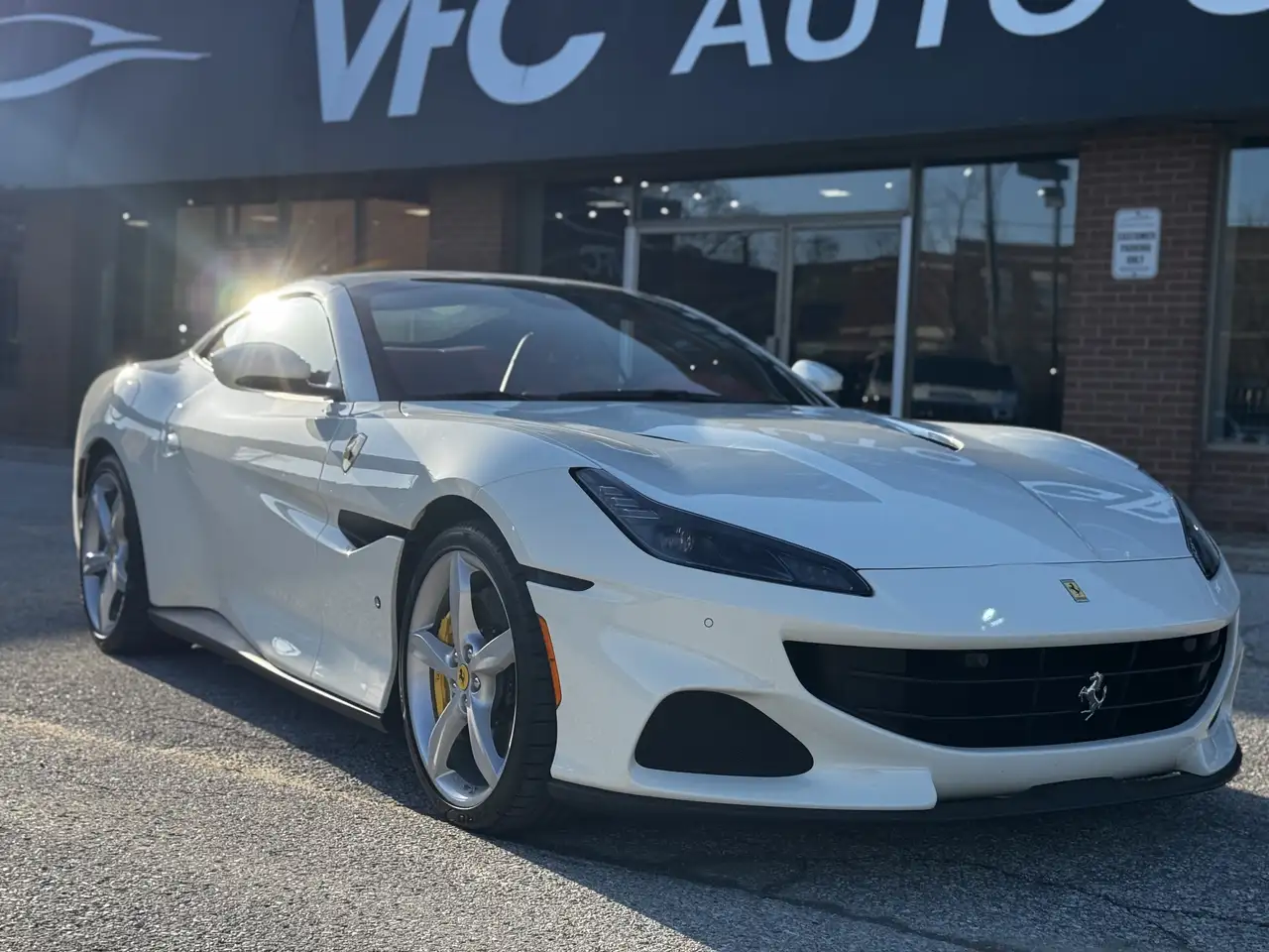 Ferrari Portofino - Image 11