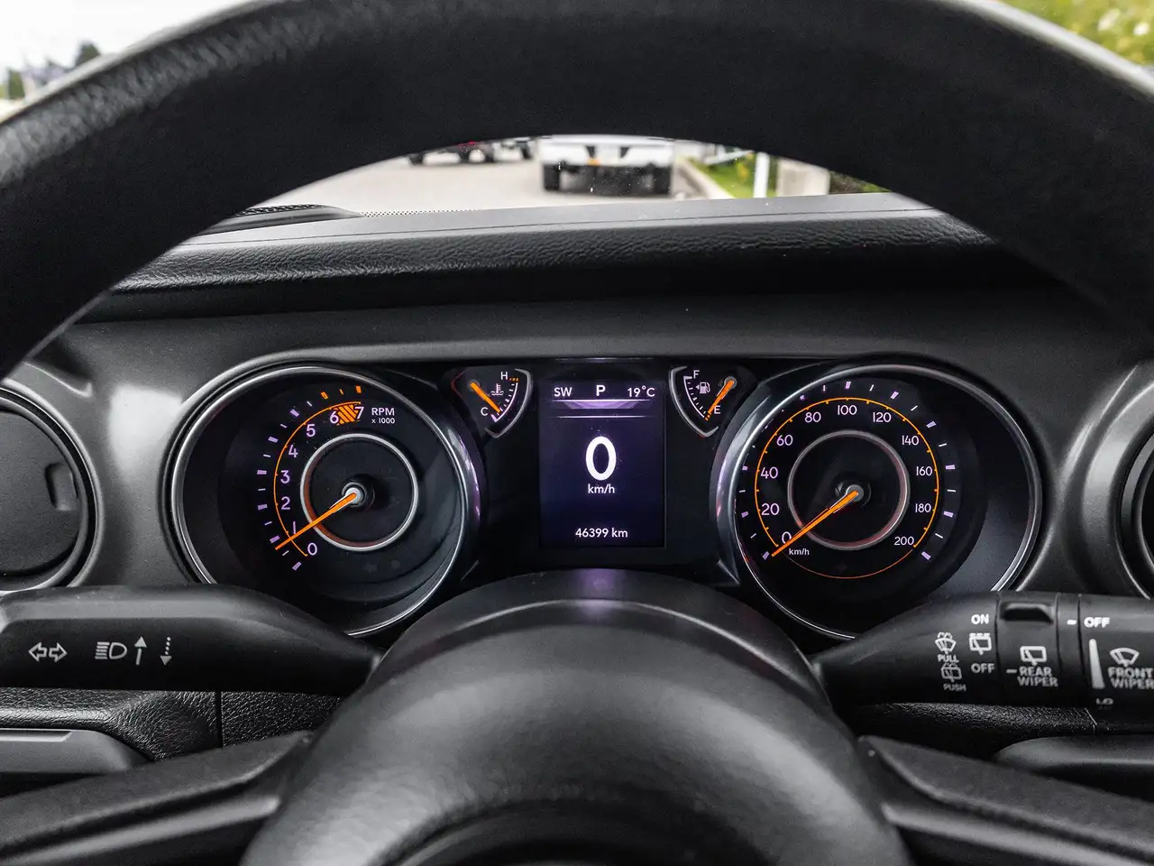 Jeep Wrangler - Image 10