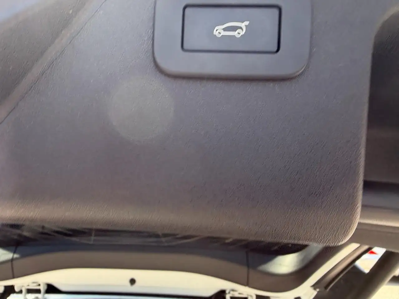 Land Rover Discovery Sport - Image 9