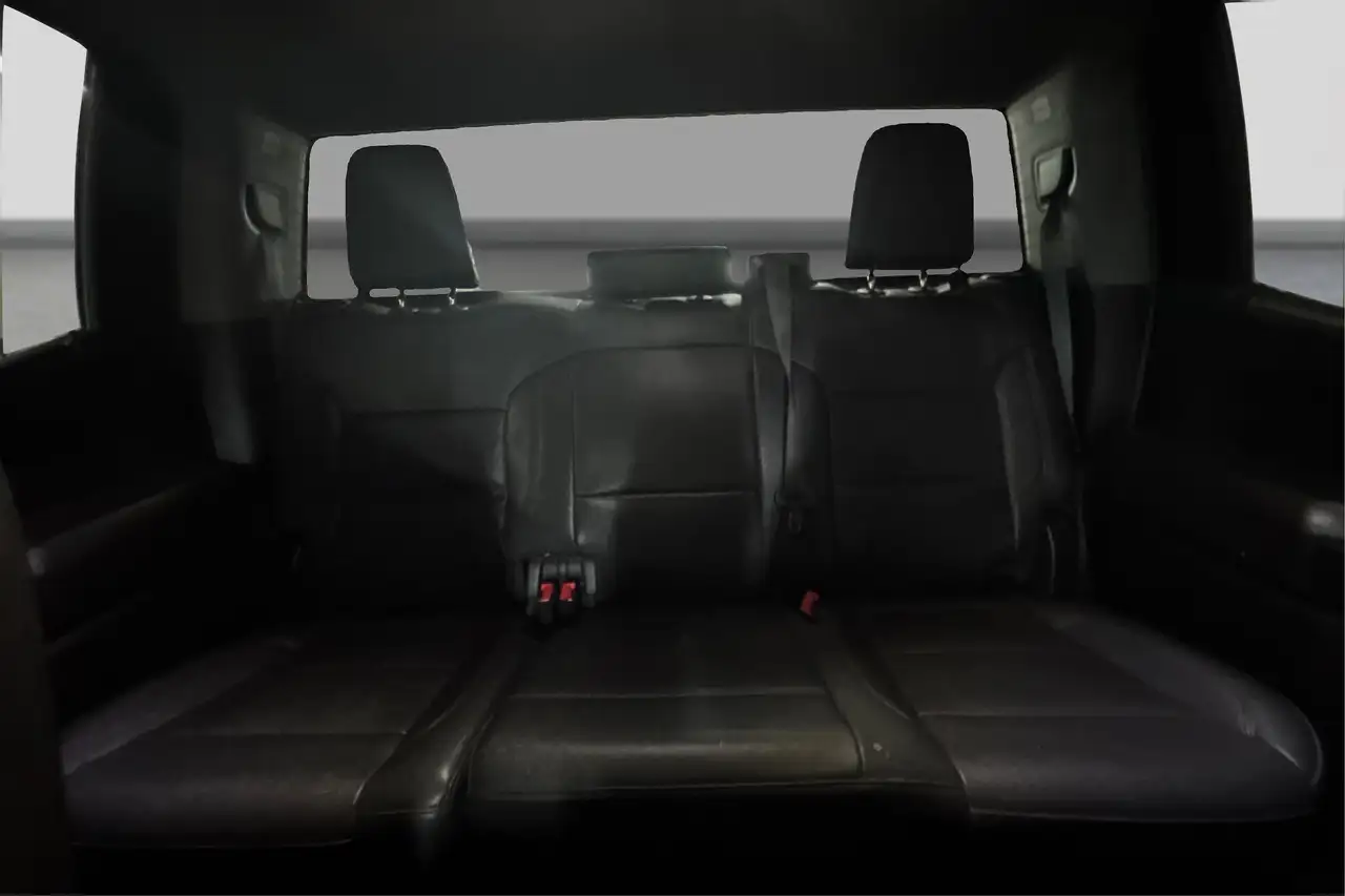 Chevrolet Silverado 1500 - Image 13