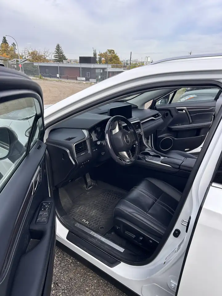 Lexus RX 450h - Image 5