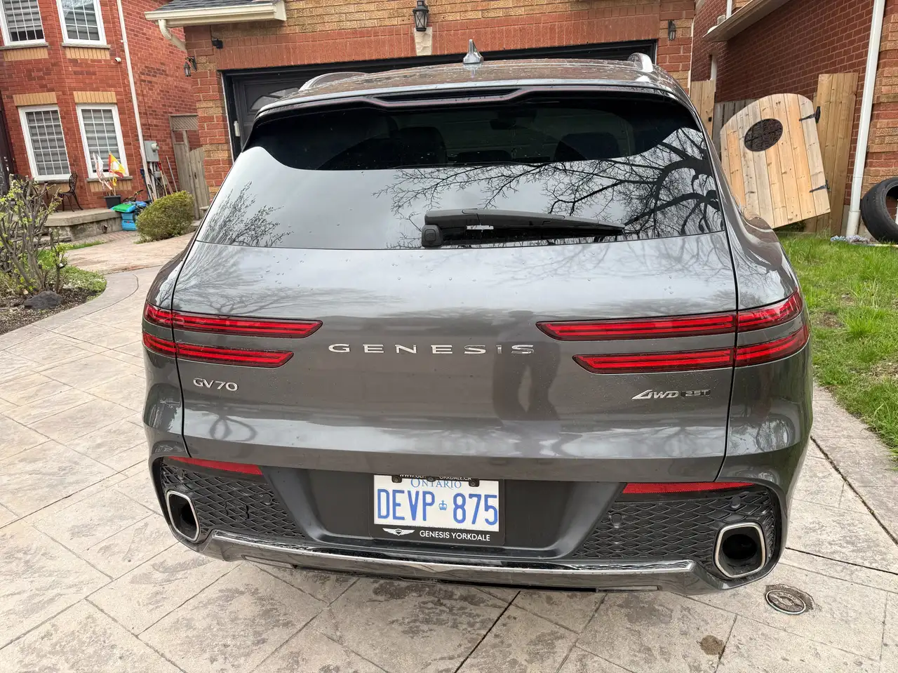 Genesis GV70 - Image 16