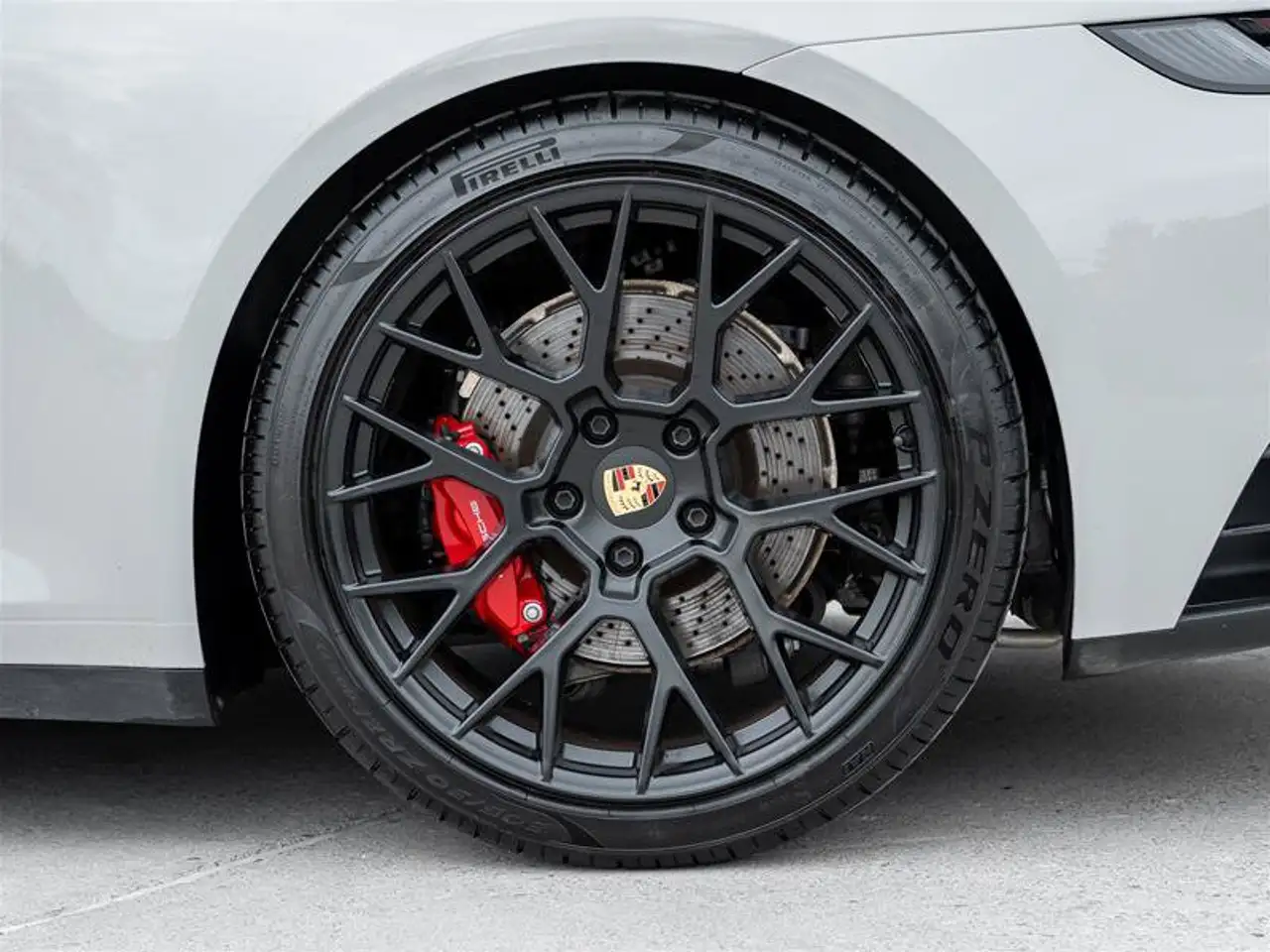 Porsche 911 - Image 9