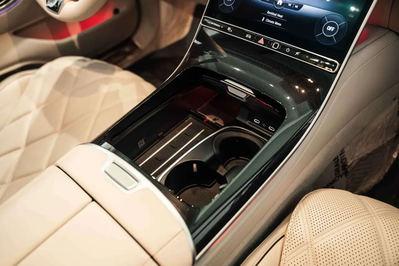 Mercedes-Benz S-Class - Image 41