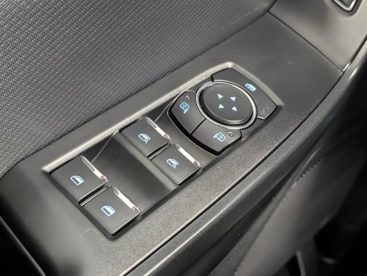 Ford F-150 - Image 15