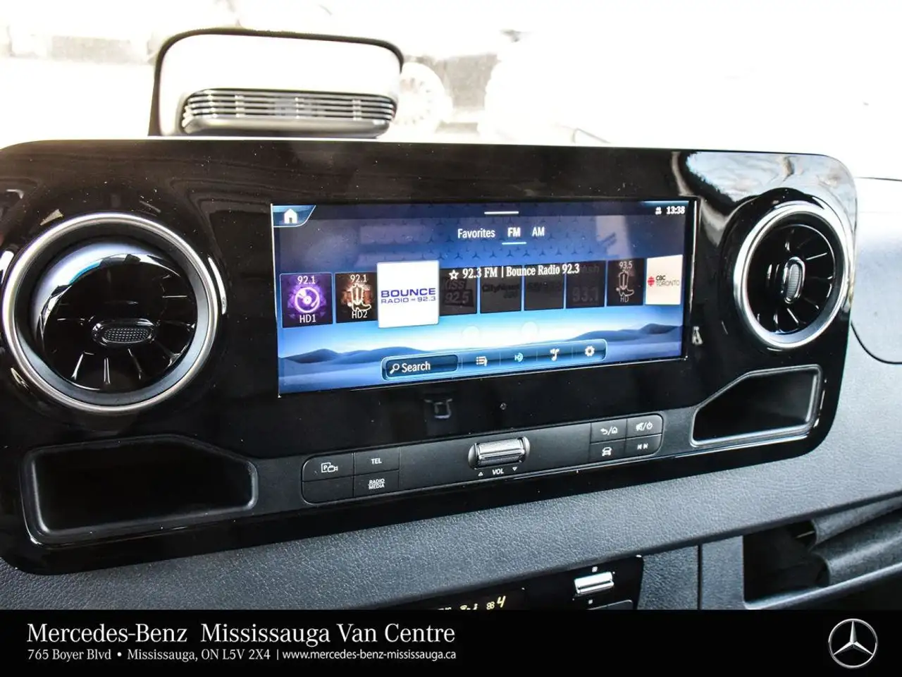 Mercedes-Benz Sprinter - Image 22