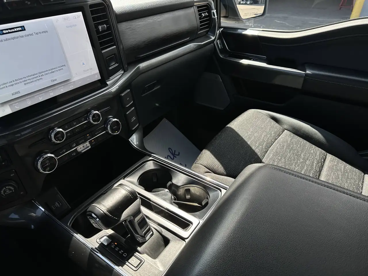 Ford F-150 - Image 19