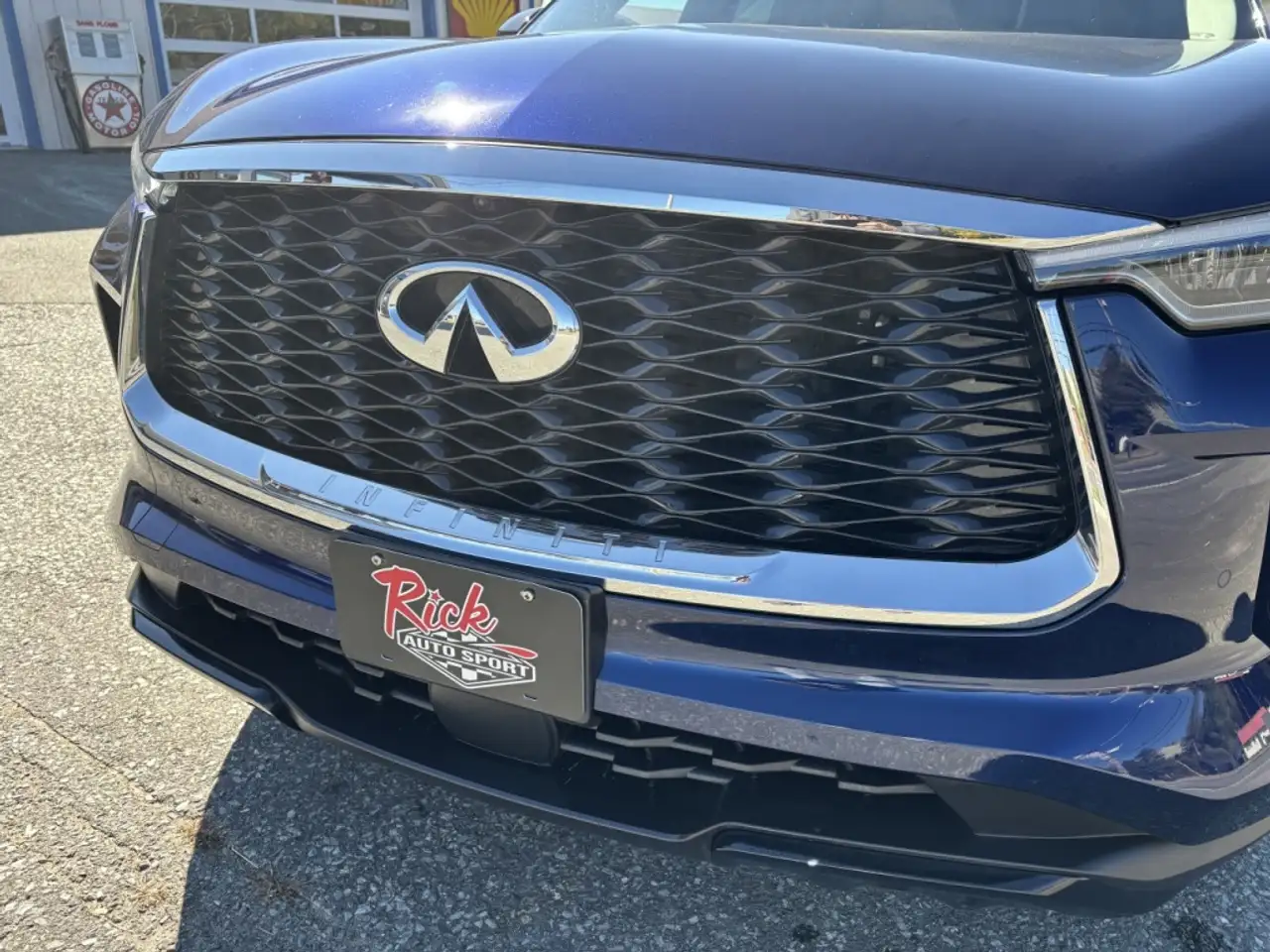 Infiniti QX60 - Image 8