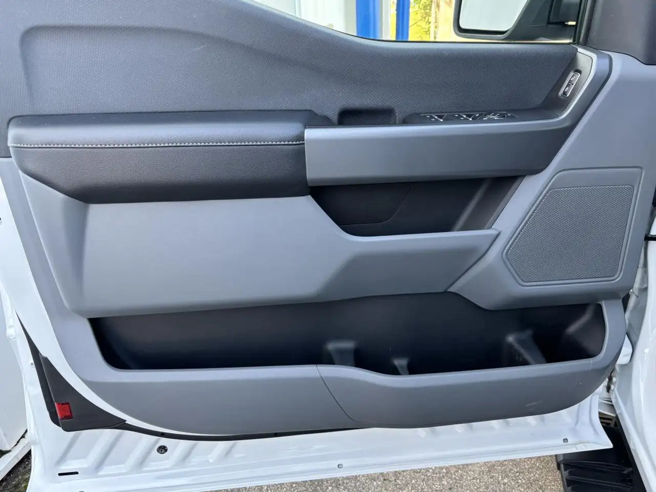 Ford F-150 - Image 16