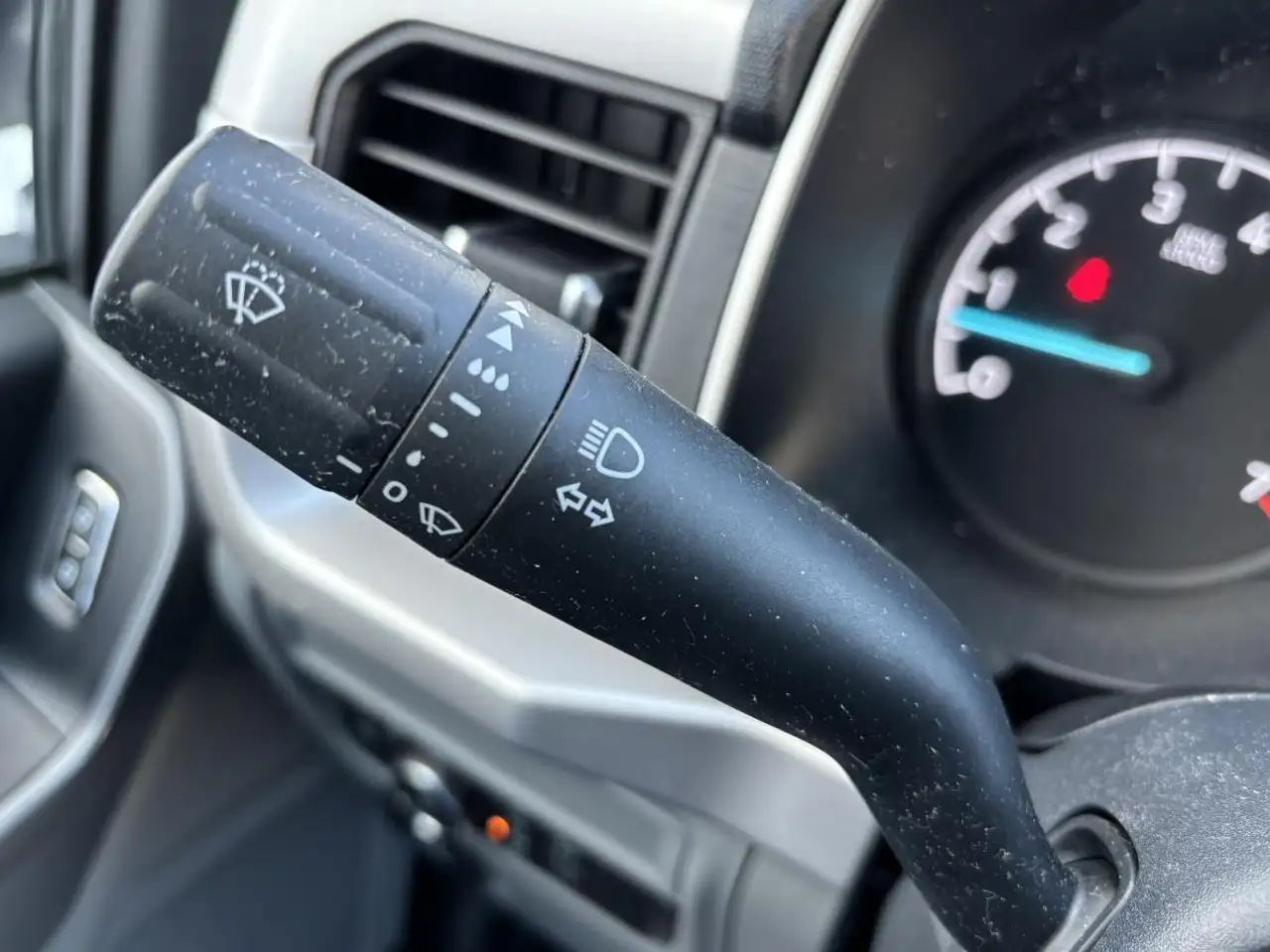 Ford F-150 - Image 17