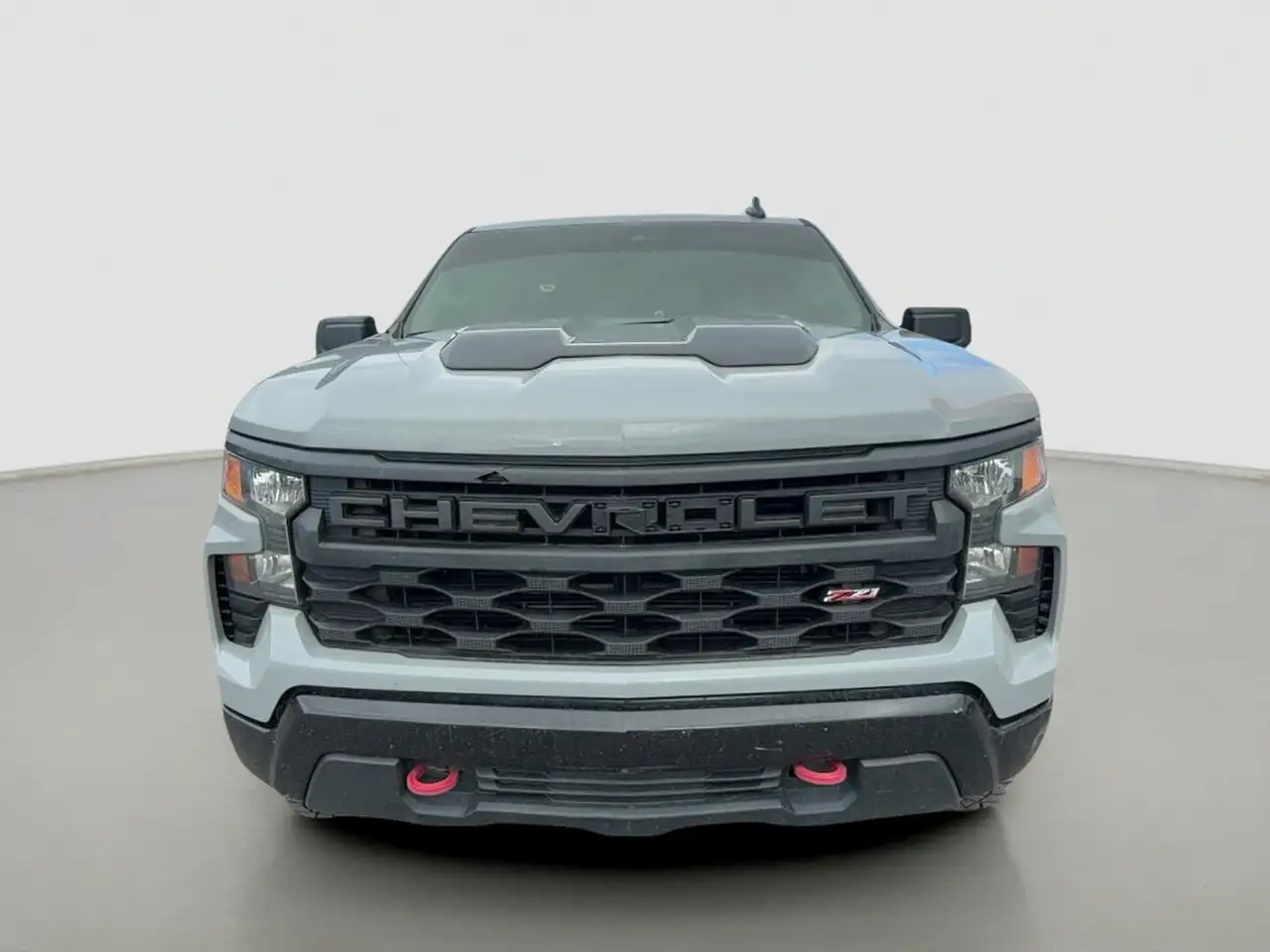 Chevrolet Silverado 1500 - Image 2