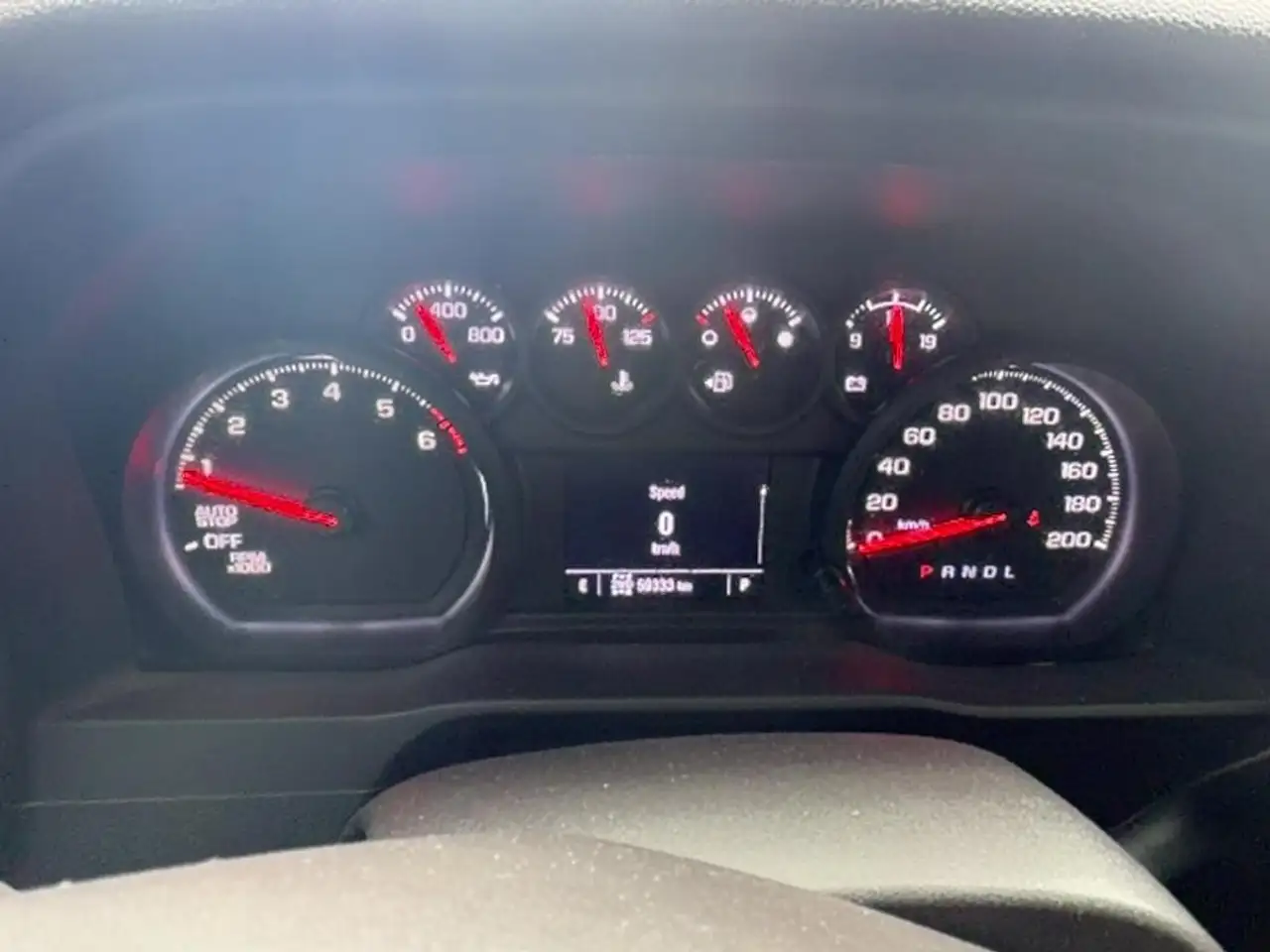 Chevrolet Silverado 1500 - Image 6