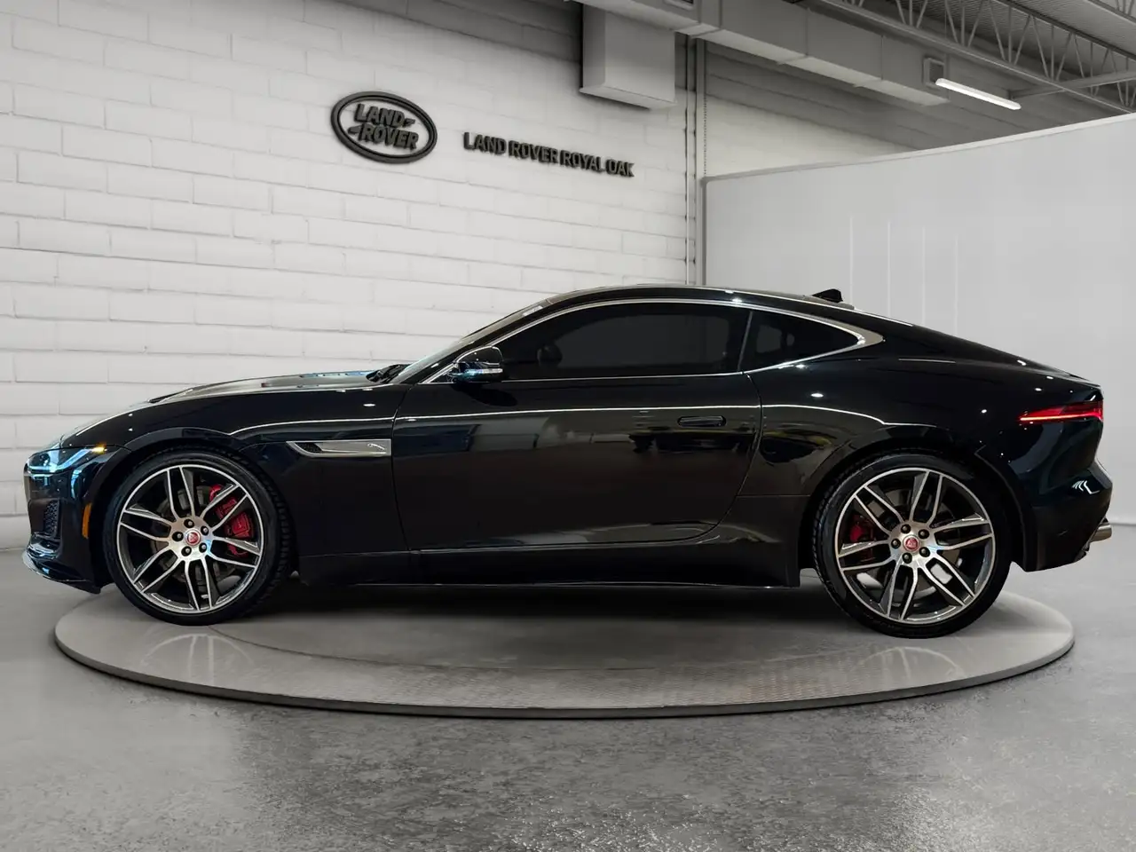 Jaguar F-Type - Image 8