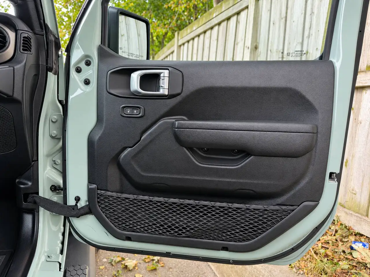Jeep Wrangler - Image 28