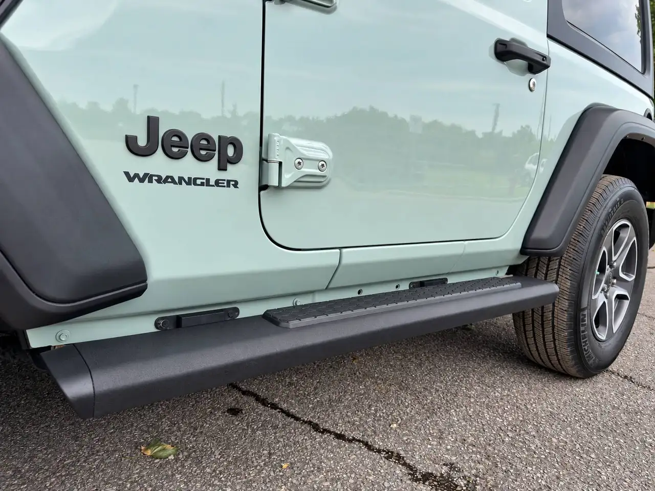 Jeep Wrangler - Image 35