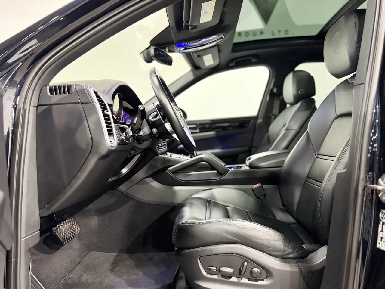 Porsche Cayenne - Image 15