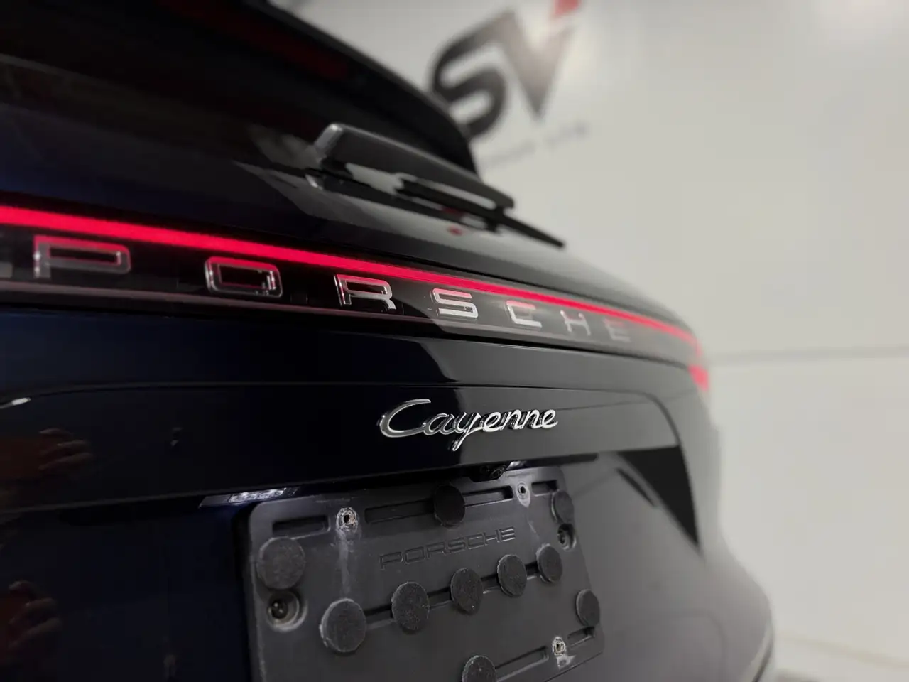 Porsche Cayenne - Image 7
