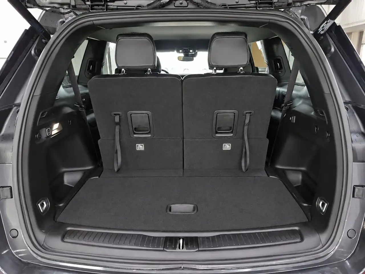 Jeep Grand Cherokee - Image 7