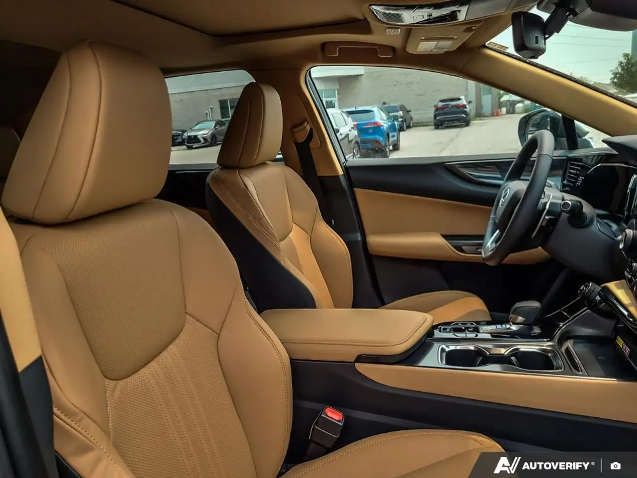Lexus NX - Image 23