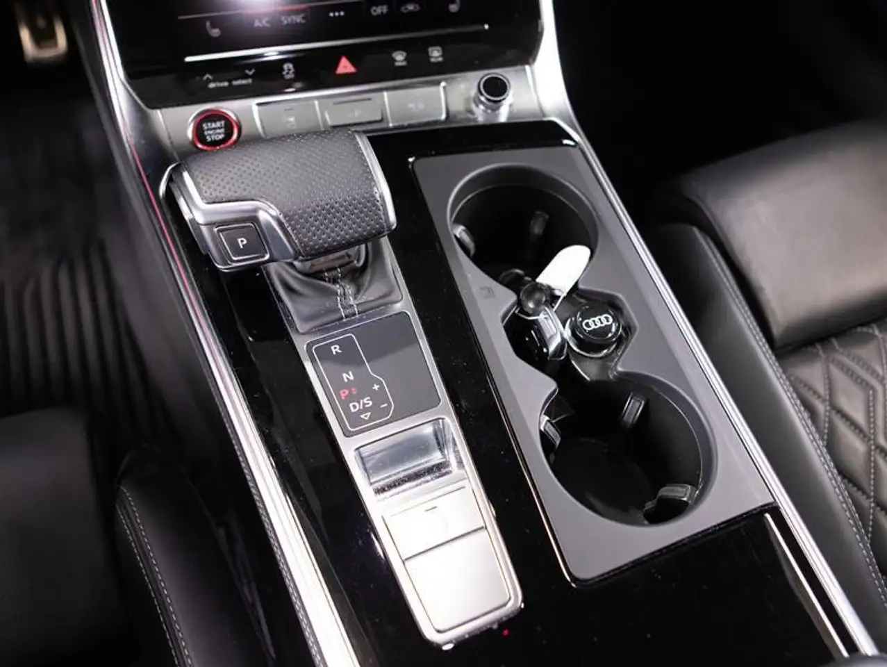 Audi S7 - Image 21