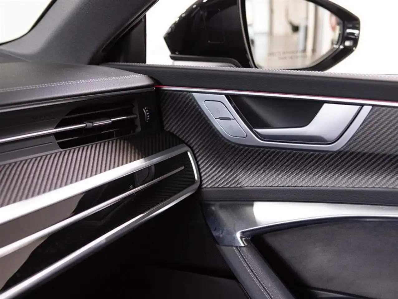 Audi S7 - Image 23