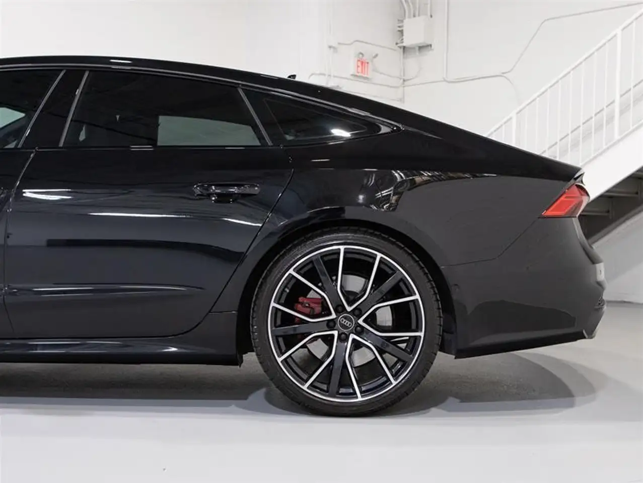 Audi S7 - Image 7