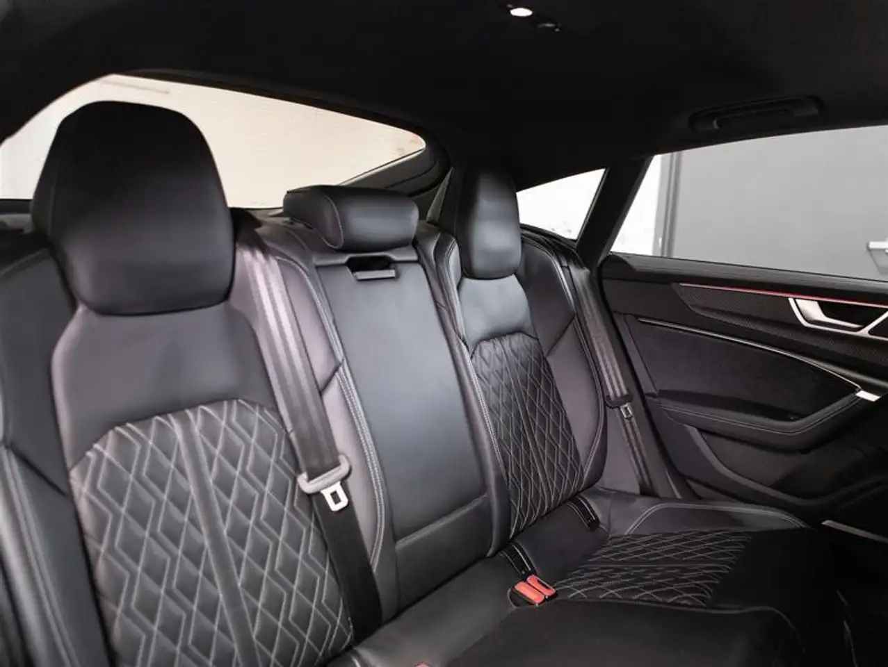 Audi S7 - Image 16