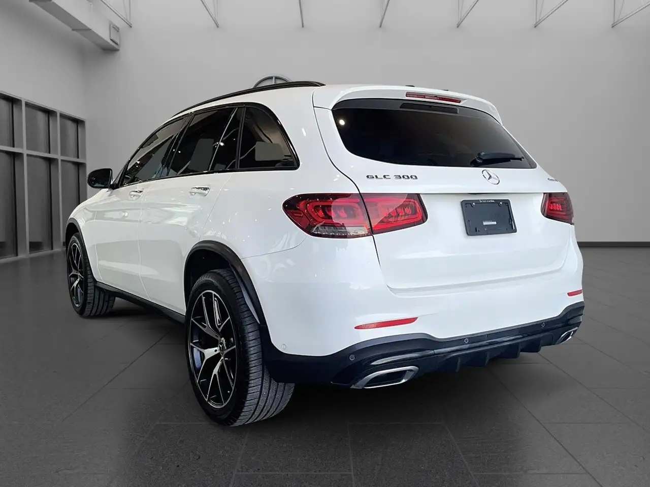 Mercedes-Benz GLC - Image 11