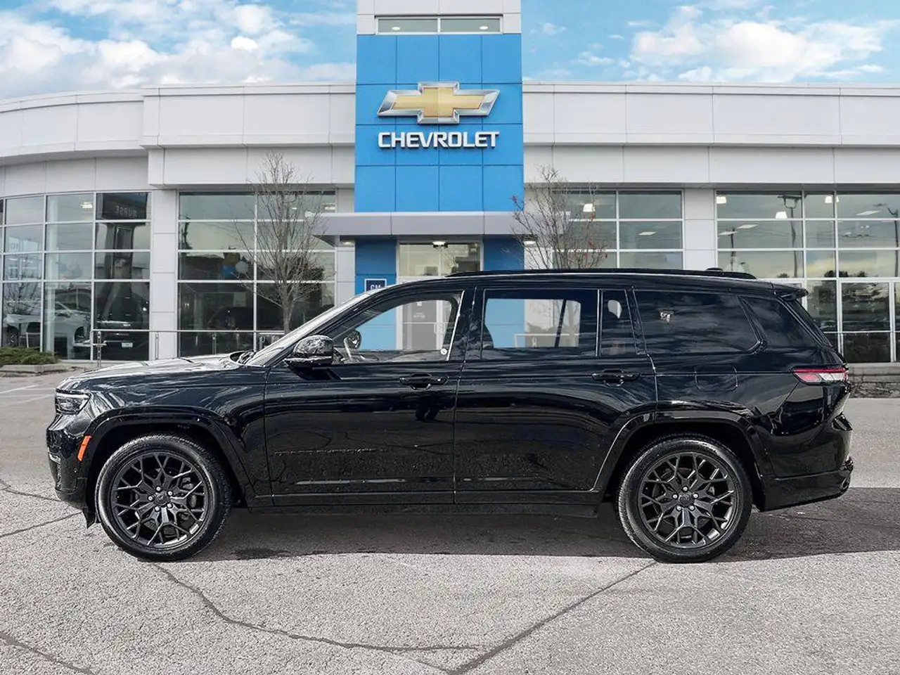 Jeep Grand Cherokee - Image 2