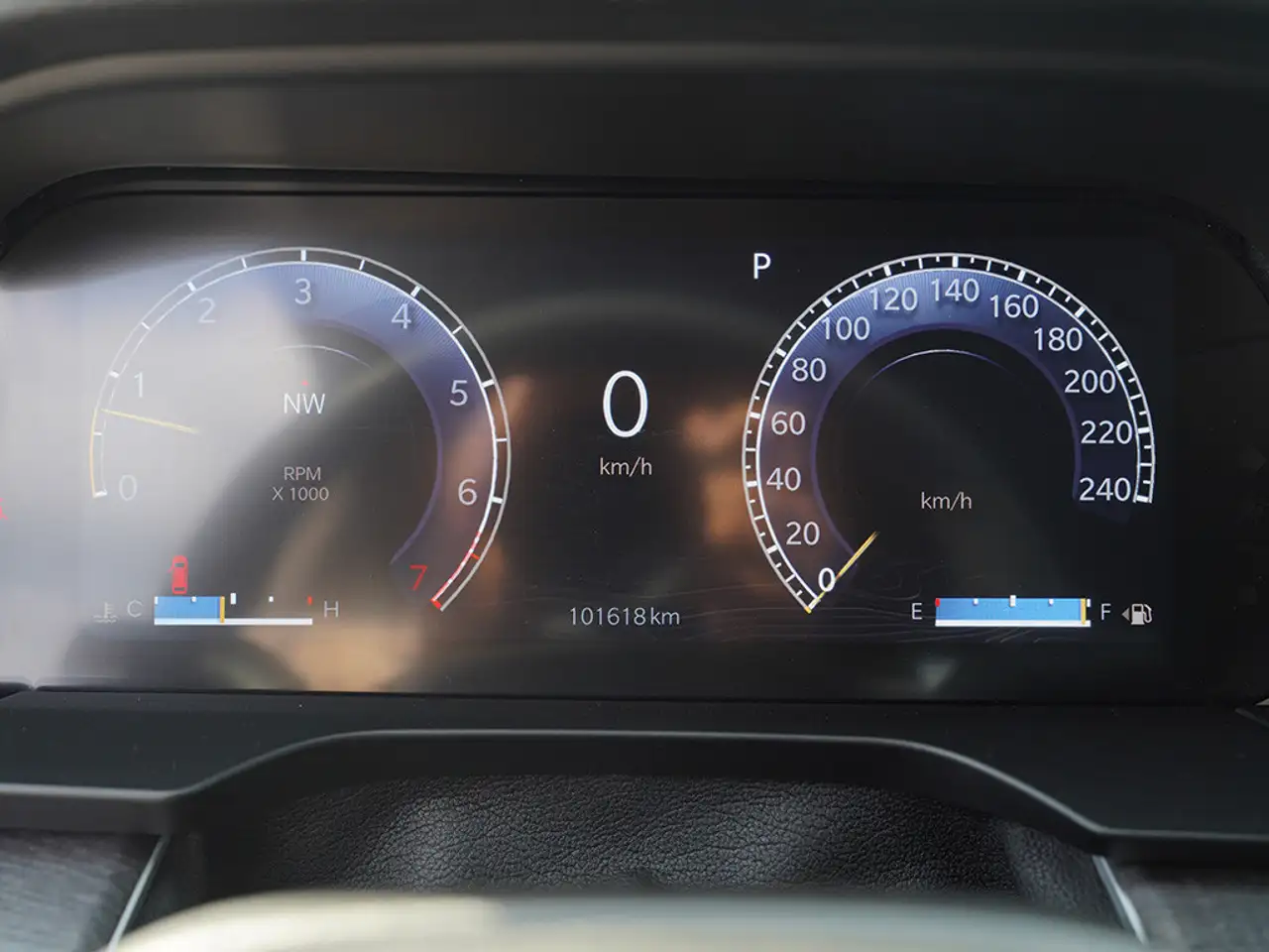 Jeep Grand Cherokee - Image 17