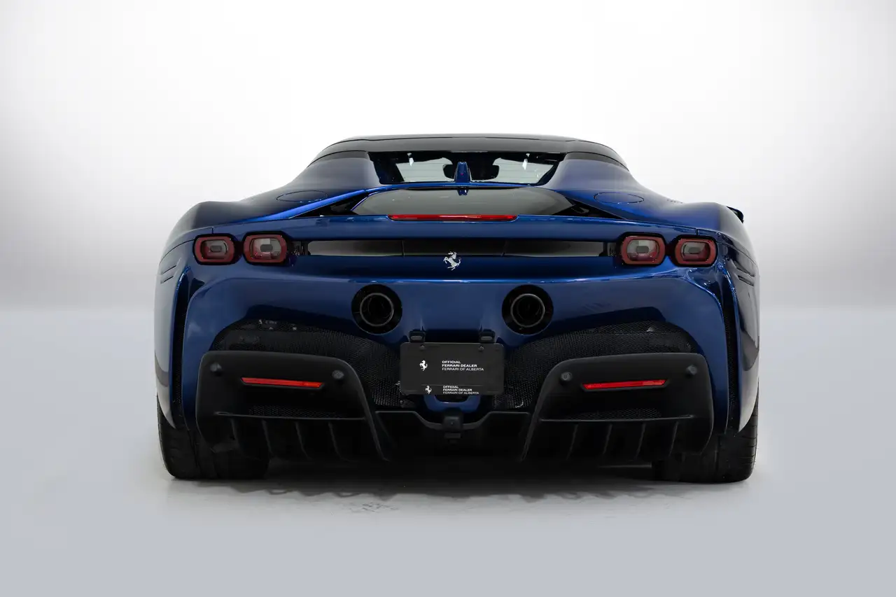 Ferrari SF90 Spider - Image 16