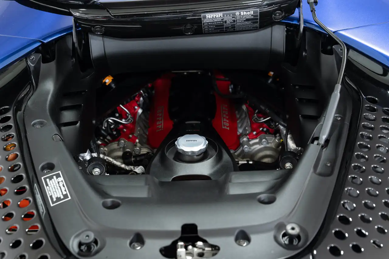 Ferrari SF90 Spider - Image 35